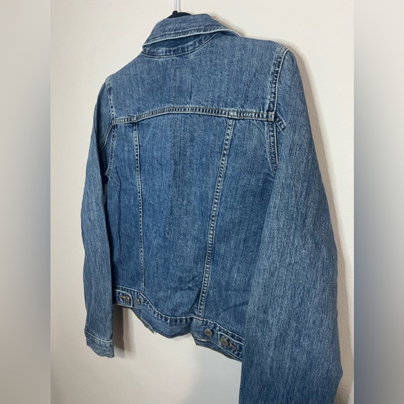 Women’s Levi’s denim jacket - Picture 6 of 7